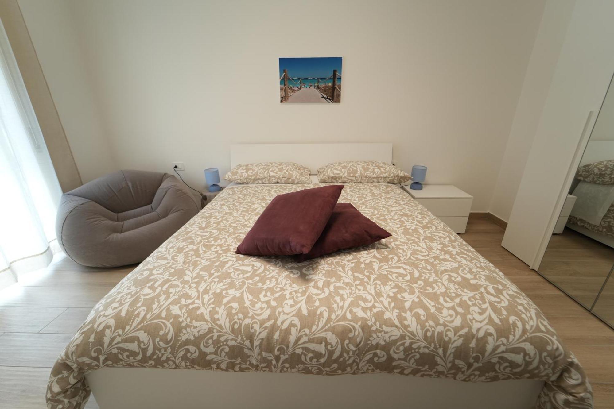 Panorama Vesuvius Affittacamere Guesthouse With Lift Near To Subway In Napoli Center Exterior foto
